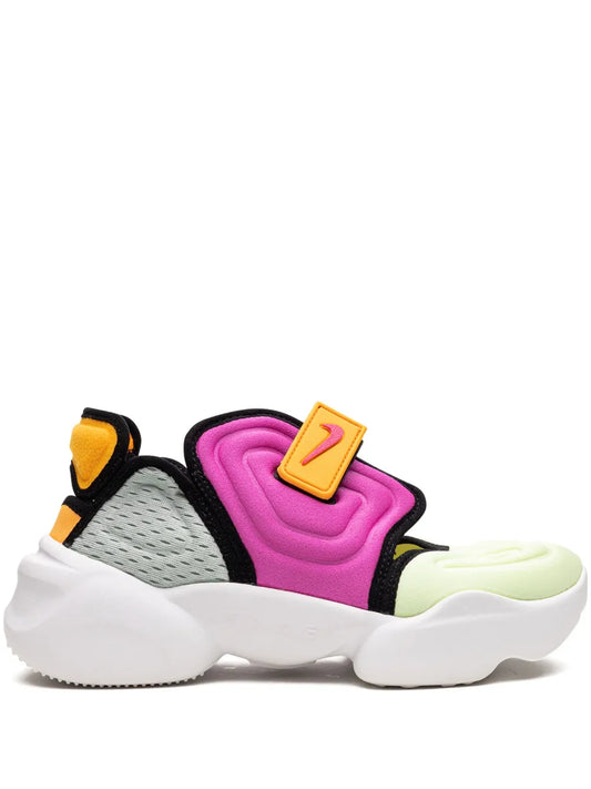 NIKE AQUA RIFT SNEAKERS