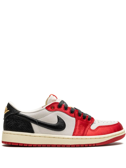 NIKE AIR JORDAN 1 "TROPHY ROOM -AWAY" SNEAKERS