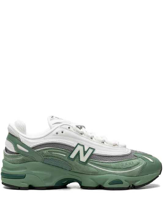 NEW BALANCE 1000 SNEAKERS