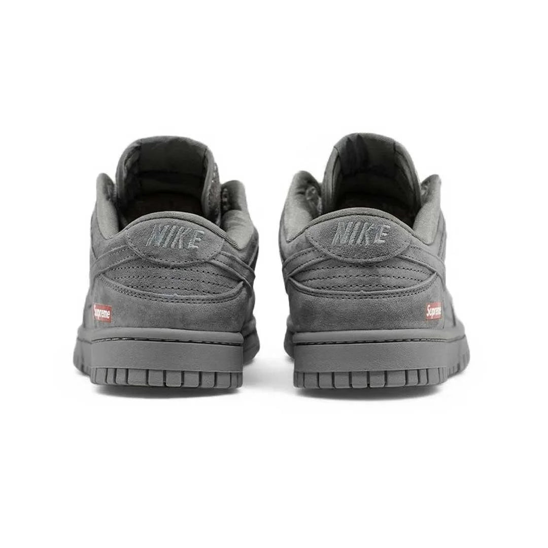 NIKE SB DUNK LOW ''SUPREME'' SNEAKERS